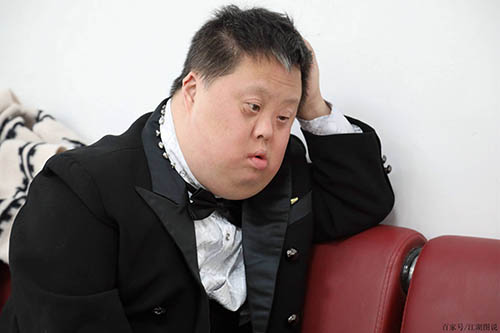 龙科龙医_龙科龙医_灵气治病_美容减肥长寿_高血压高血脂高血糖_脑梗脑溢血_近视肥胖痴呆_头疼失眠_病毒肝炎_病毒感冒_肿瘤癌症